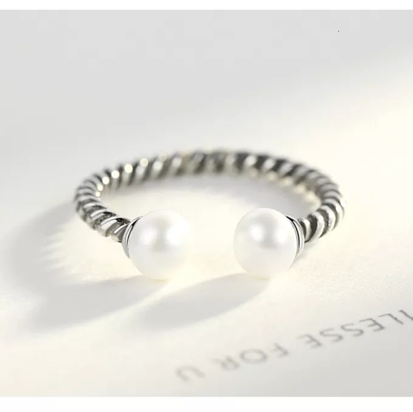 *NEW Pearl Twist Ring | 925 Sterling Silver - Picture 7 of 15